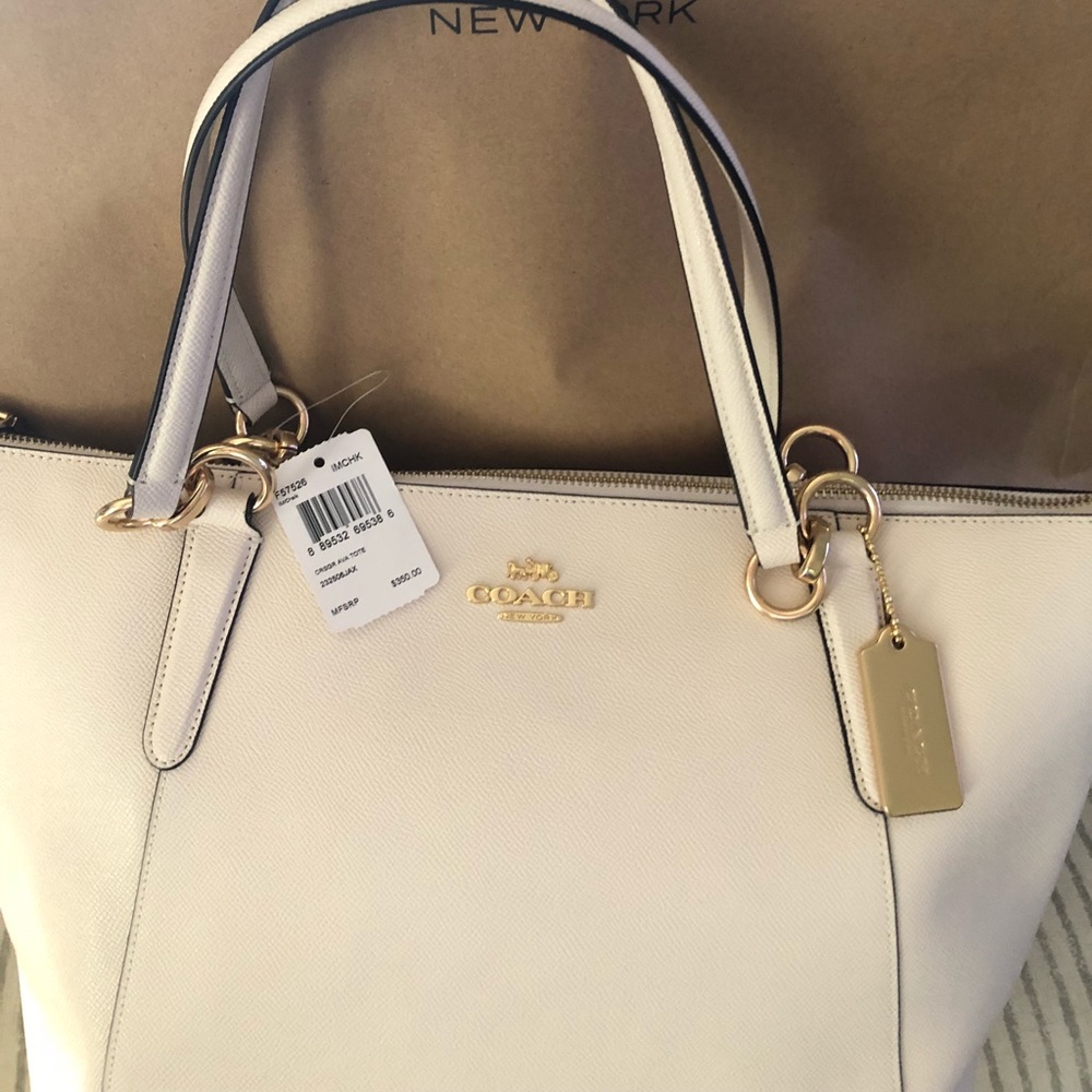 Coach - Picture 2 of 3